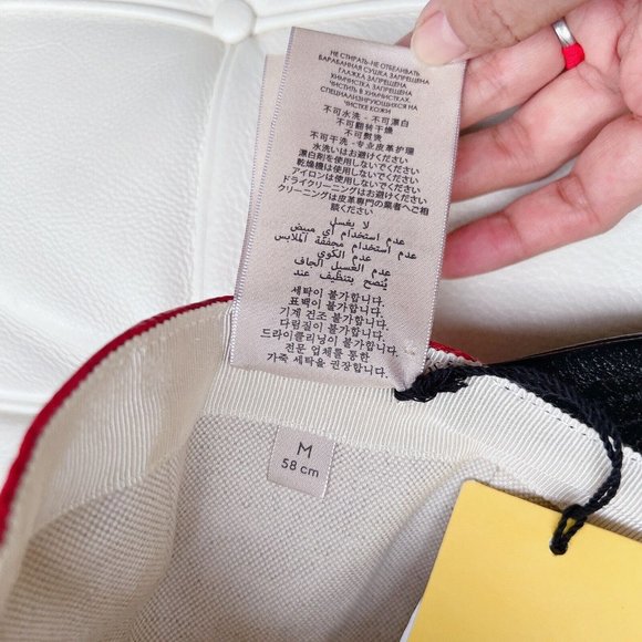 Gucci x Adidas GG LOGO Supreme Baseball Cap Hat Red Black Canvas Unisex Size M - Picture 10 of 11